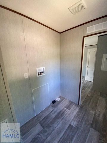 6320-16 E US HWY 84, Hinesville, GA 31313