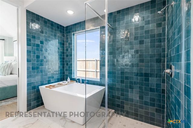 209 Menlo Bend, Liberty Hill, TX 78642