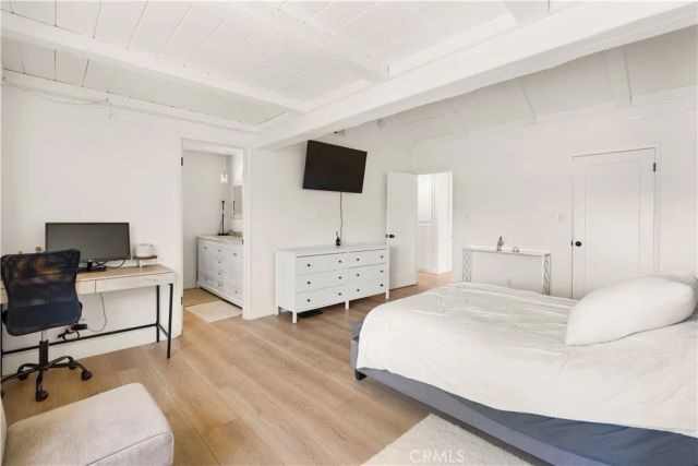 7916 Mason Avenue, Winnetka, CA 91306