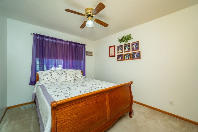 555 SE Laurel Street 22, Waukee, IA 50263