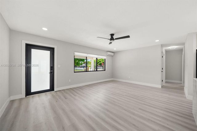 1944 NE 2nd Avenue, Pompano Beach, FL 33060