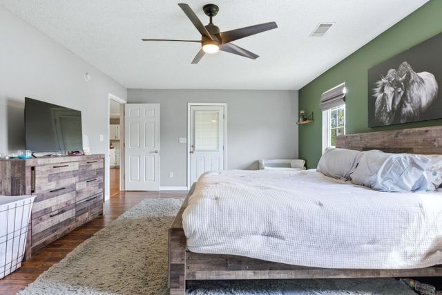 319 lamplighter Drive, Benton, AR 72015