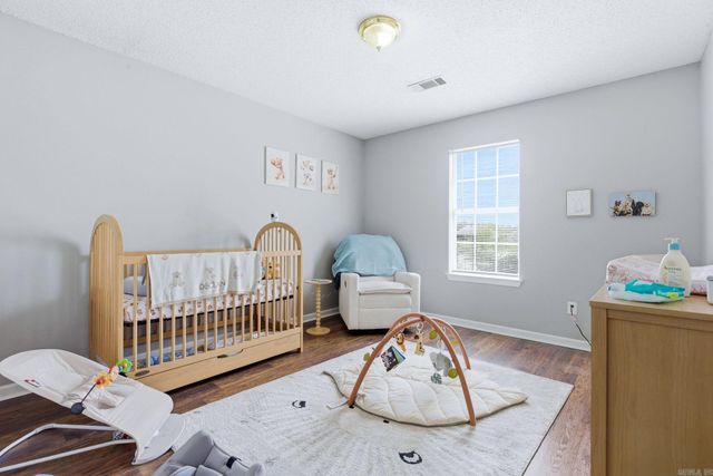 319 lamplighter Drive, Benton, AR 72015