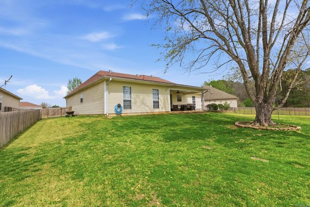 319 lamplighter Drive, Benton, AR 72015