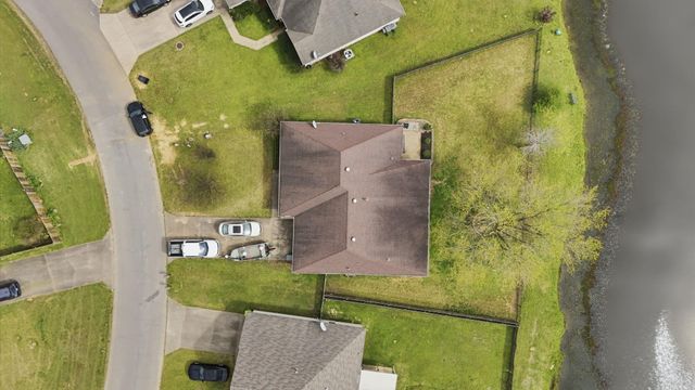 319 lamplighter Drive, Benton, AR 72015