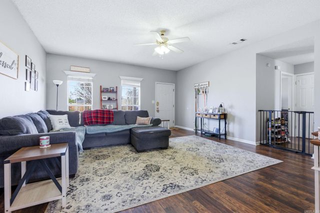 319 lamplighter Drive, Benton, AR 72015