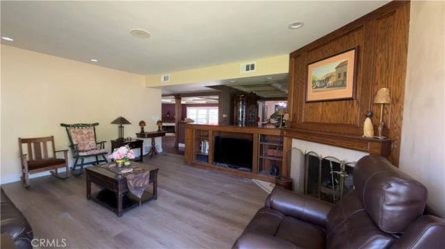 451 N Baldy Vista, Glendora, CA 91741