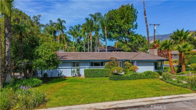 451 N Baldy Vista, Glendora, CA 91741