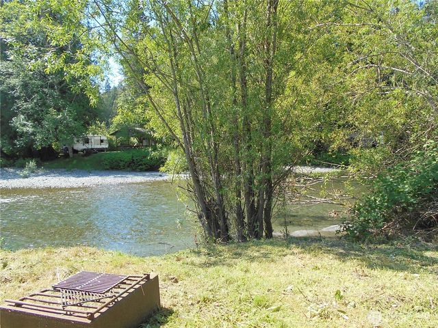 170 Kelly Road, Brinnon, WA 98320