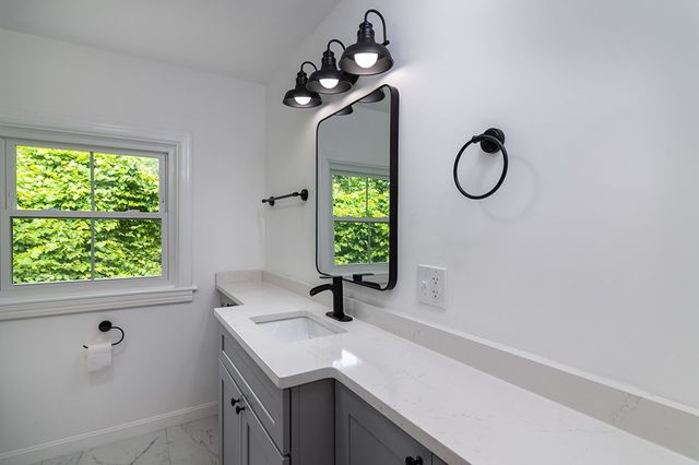 137 Rocky Hill Road, Scituate, RI 02857