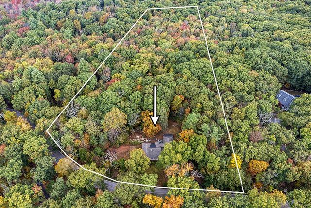 137 Rocky Hill Road, Scituate, RI 02857
