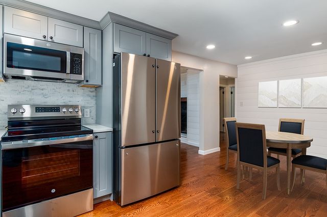 137 Rocky Hill Road, Scituate, RI 02857