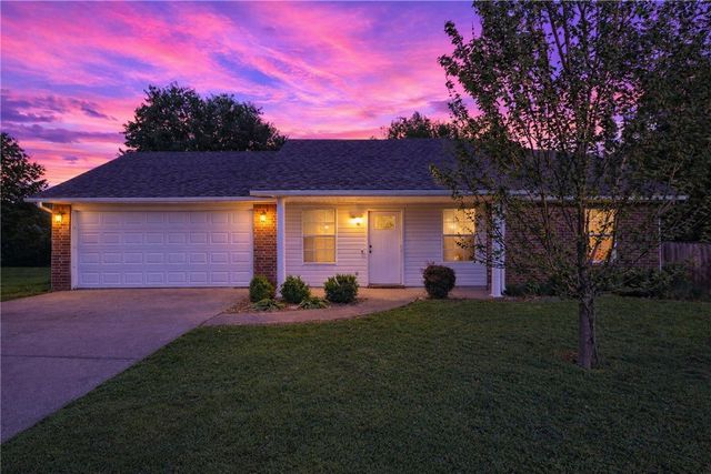 228 Samuel Place, Farmington, AR 72730