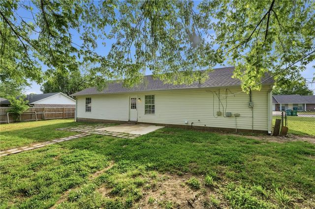 228 Samuel Place, Farmington, AR 72730