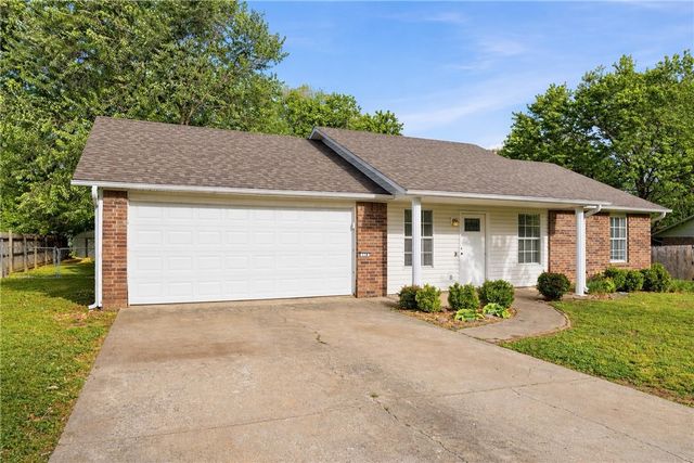 228 Samuel Place, Farmington, AR 72730