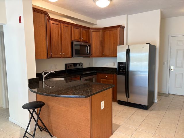 50 Adams St 109, Worcester, MA 01604