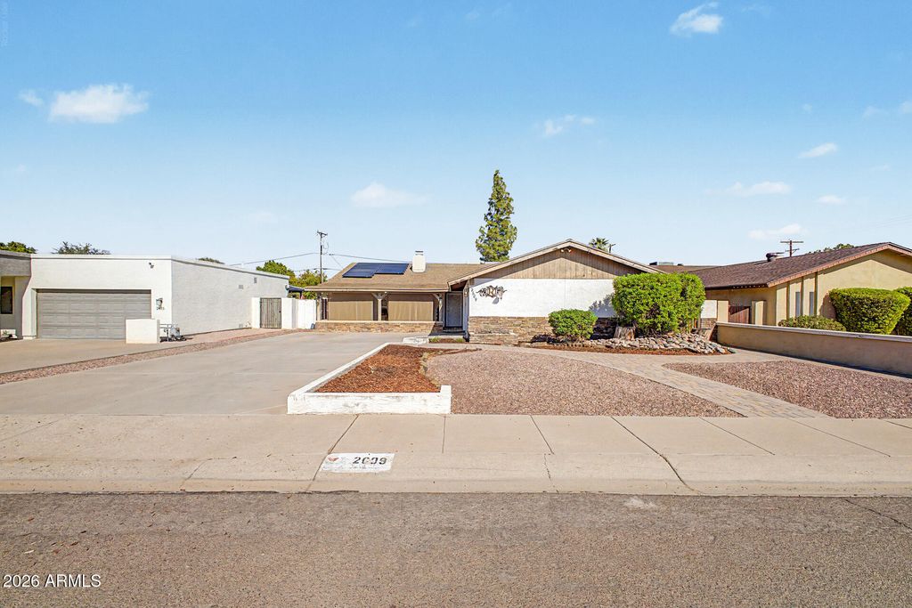 2609 N 49TH Place, Phoenix, AZ 85008 — exterior