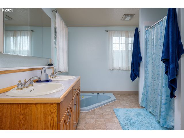 2837 Se 90TH Pl, Portland, OR 97266