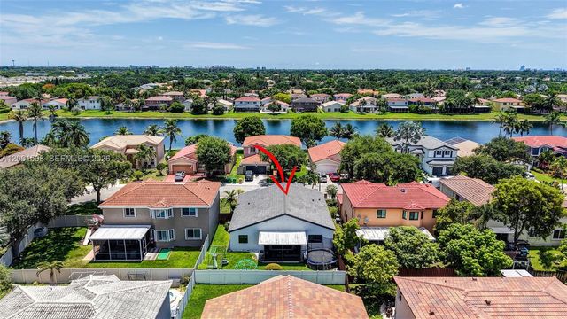 1603 E Harmony Lake Cir, Davie, FL 33324