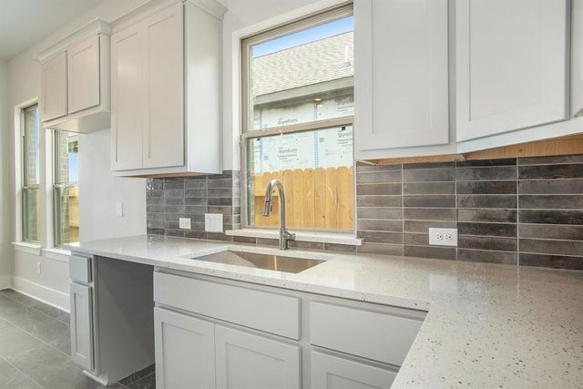 7207 Winterberry Glen Lane, Katy, TX 77493