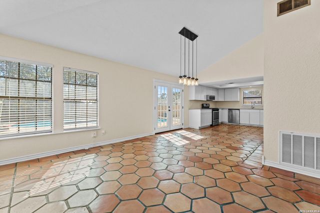 8514 Oak Fence, San Antonio, TX 78251