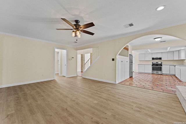 8514 Oak Fence, San Antonio, TX 78251