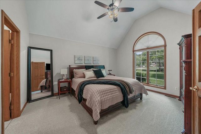 8835 S Lilac Street, Demotte, IN 46310