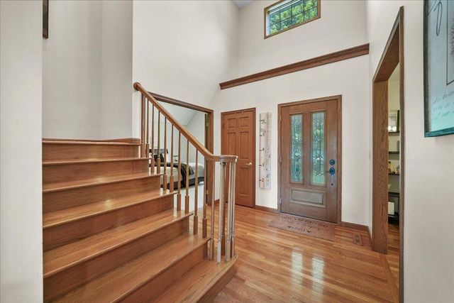 8835 S Lilac Street, Demotte, IN 46310