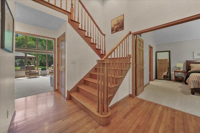 8835 S Lilac Street, Demotte, IN 46310