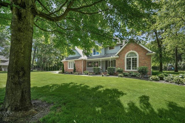 8835 S Lilac Street, Demotte, IN 46310