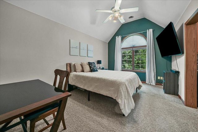 8835 S Lilac Street, Demotte, IN 46310