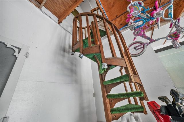 8835 S Lilac Street, Demotte, IN 46310