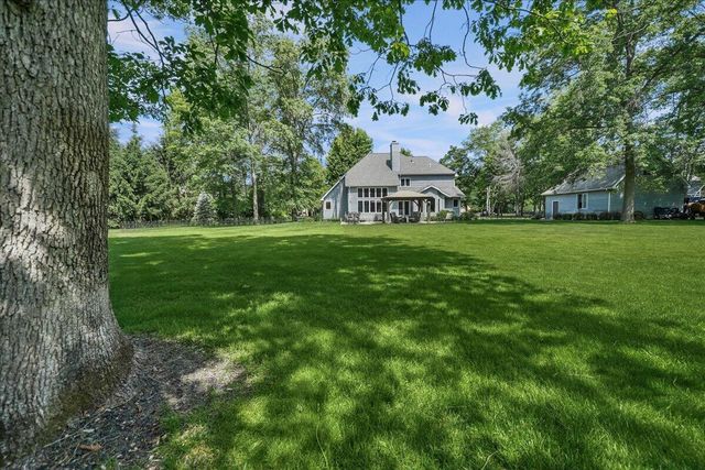 8835 S Lilac Street, Demotte, IN 46310