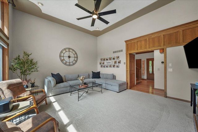 8835 S Lilac Street, Demotte, IN 46310