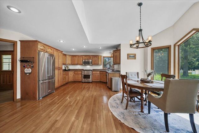 8835 S Lilac Street, Demotte, IN 46310
