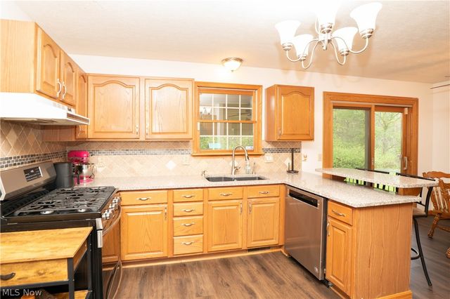 5782 Drenta Circle SW, Navarre, OH 44662