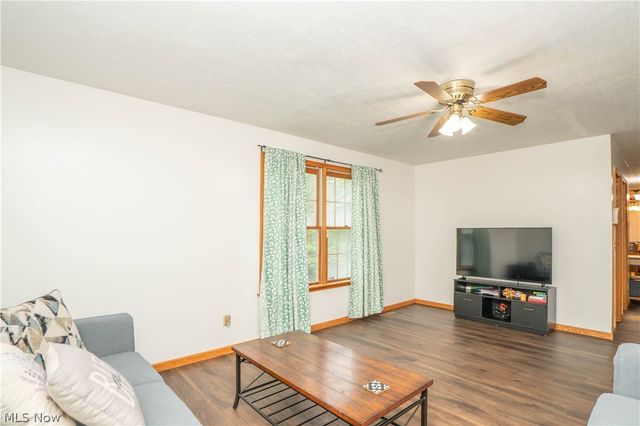 5782 Drenta Circle SW, Navarre, OH 44662