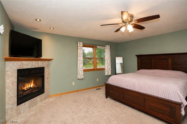 5782 Drenta Circle SW, Navarre, OH 44662