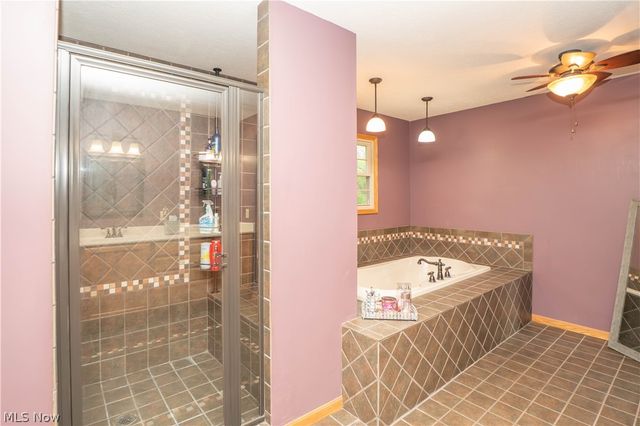 5782 Drenta Circle SW, Navarre, OH 44662