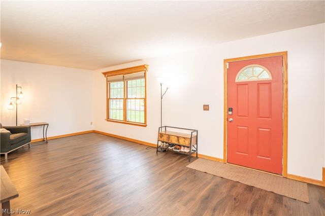 5782 Drenta Circle SW, Navarre, OH 44662