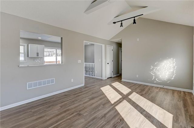 208 NE 80TH Street, Kansas City, MO 64118