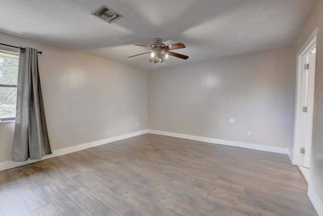 6165 BELLEZA Lane, Boca Raton, FL 33433