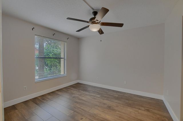 6165 BELLEZA Lane, Boca Raton, FL 33433