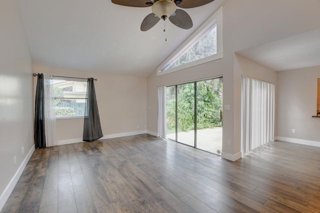 6165 BELLEZA Lane, Boca Raton, FL 33433