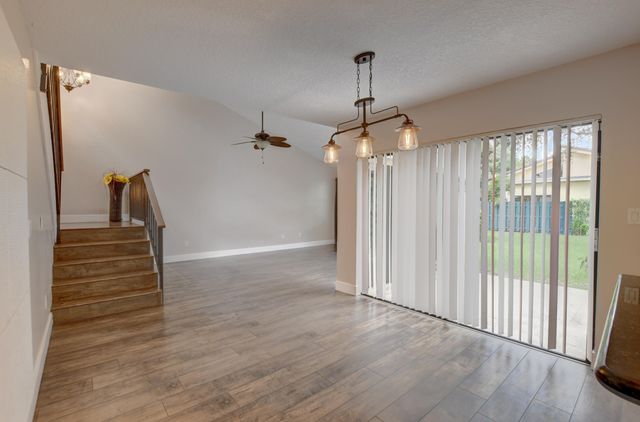 6165 BELLEZA Lane, Boca Raton, FL 33433