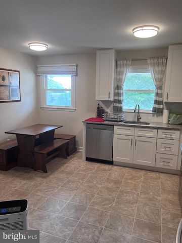 4722 VICKY RD, Baltimore, MD 21236