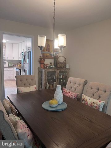 4722 VICKY RD, Baltimore, MD 21236