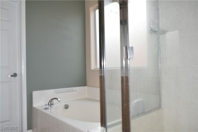 8964 Lily Touchstone Court, Las Vegas, NV 89148