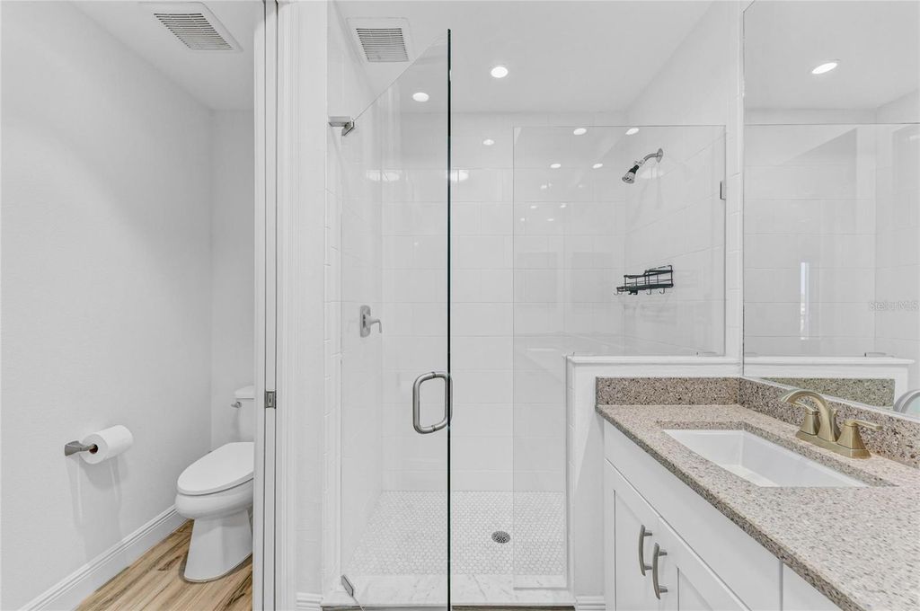 Image 29 of property listing at 10530 BOARDWALK LOOP 202, Bradenton, FL 34202