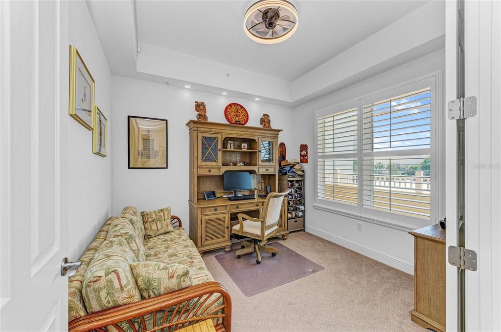 Image 34 of property listing at 10530 BOARDWALK LOOP 202, Bradenton, FL 34202